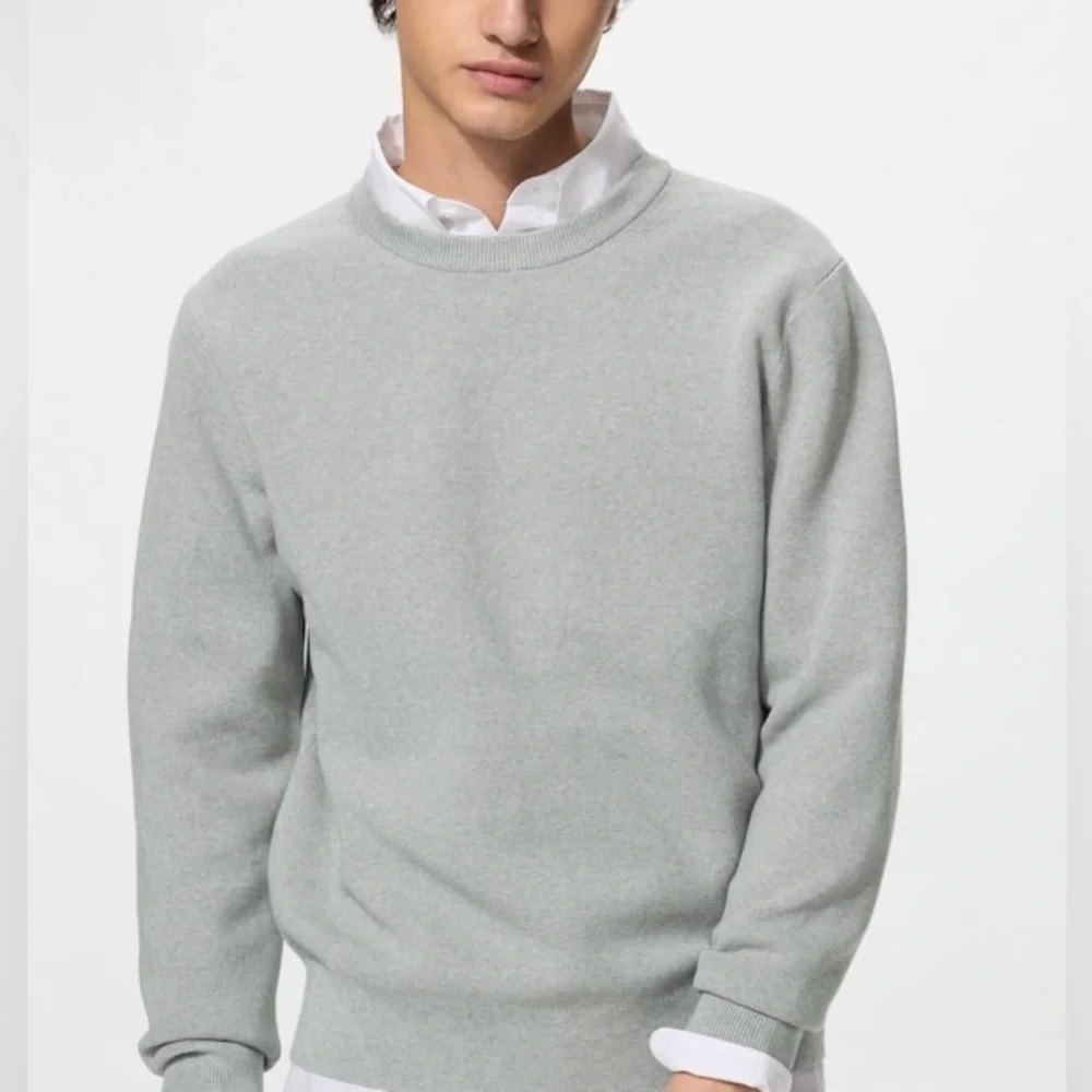 Uniqlo Men’s Cotton Blend Crewneck Sweater in Grey - S
